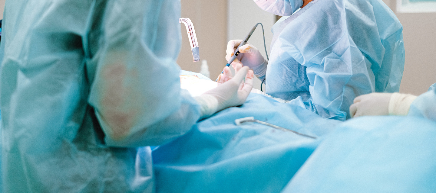 Read more about the article The Evolution of Laparoscopic Surgery: From Conventional Tools to Innovative Devices